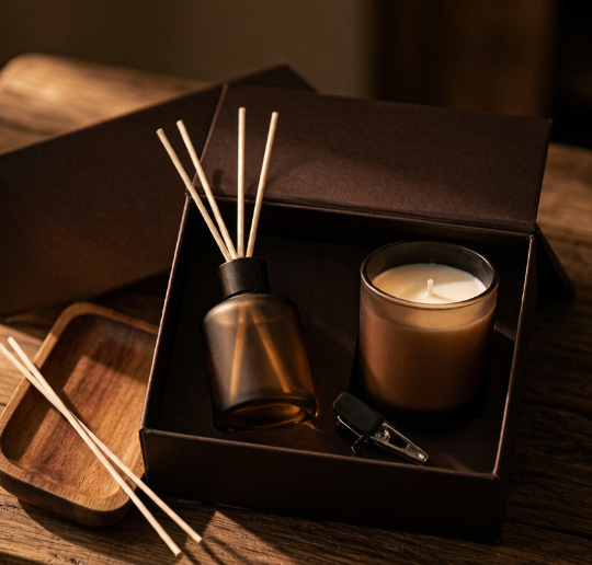 102.png Woody Scent Gift Set - Image 1